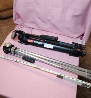 o212- Tripods