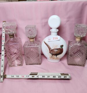 o216- Decanters