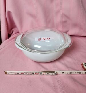 o244- pyrex dish