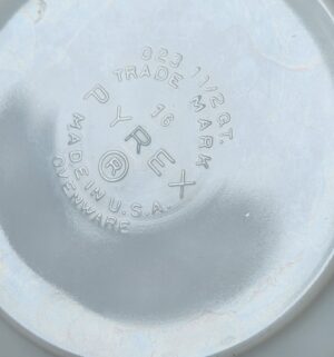 o244- pyrex dish - Image 3