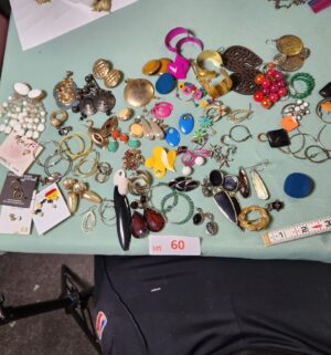 v60- Collection of vintage fashion earrings