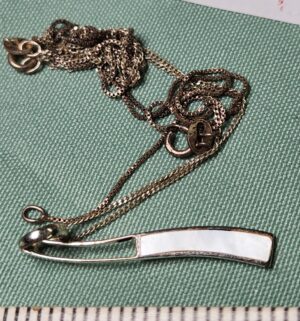 v82- Sterling Silver Pendant w/ Mother of Pearl Inlay