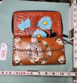 v125- leather wallets