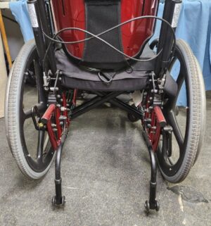 v130- Quickie IRIS tilt-in-space wheelchair - Image 7