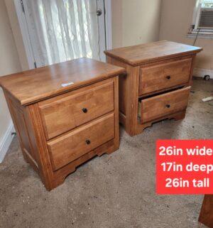 w5- Pair of Newer Night Stands