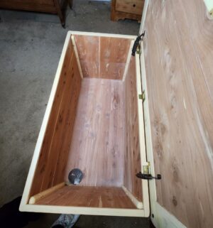 w6- Cedar Trunk. Good Shape - Image 3