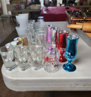 w21- Shot Glasses & Kitchen Utensils - Image 3