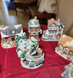 w28- Christmas House Collection - Image 3