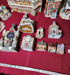 w28- Christmas House Collection - Image 5
