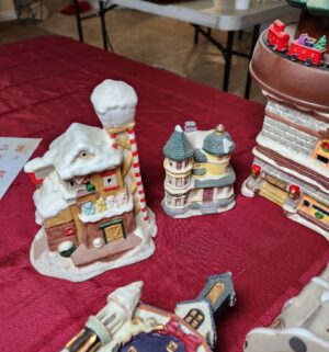 w28- Christmas House Collection - Image 6