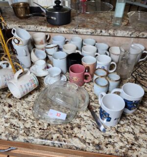 w32- mugs and misc kitchen items