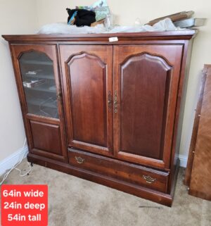 w41- Media Entertainment Center. Good Shape
