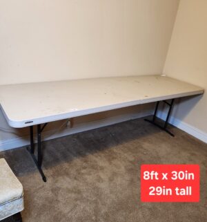 w62- 8ft folding table