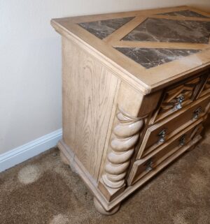 w69- Marble Top 3 Drawer Dresser. Needs to be deordorized - Image 3