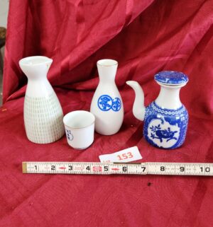 w153- Sake cups