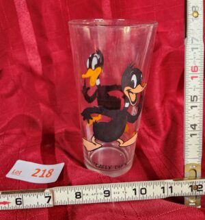 w218- Daffy Duck 1973 Pepsi Glass