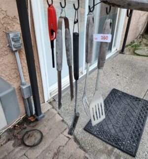 x160- BBQ Tools