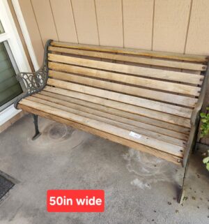 x197- very nice park bench