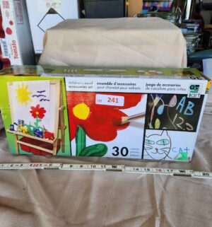 x241- Childrens Easel