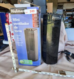 x249- holmes mini tower fan