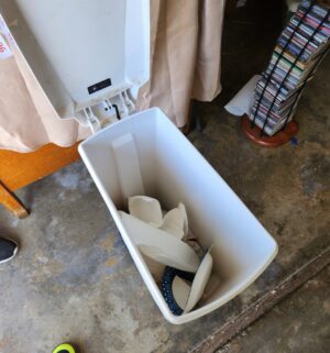 x291- slim trash can - Image 3