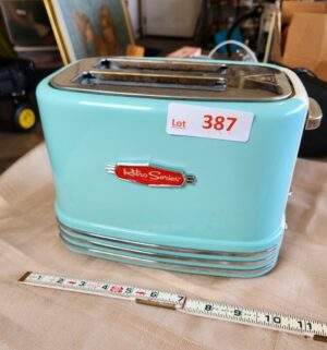 x387- Retro Series Toaster