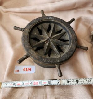 x409- ship wheel brass ash tray
