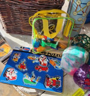 x422- collection of kids toys - Image 4