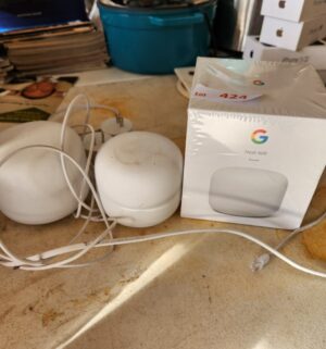 x424- Google nest wifi system