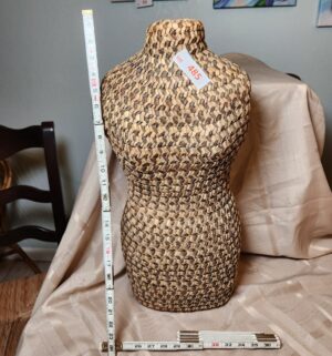 x485- woven dress form