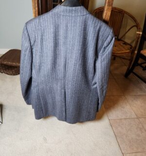 x521- Made in France Suit, possible Yves Saint Laurent size 42 (est) - Image 4