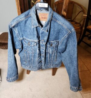 x526- Mens Levis Jean Jacket Size M