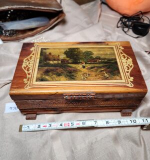 x570- English Cottage Cedar Trinket Box