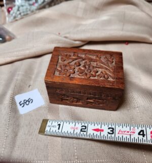 x585- Sm hand carved trinket box from India