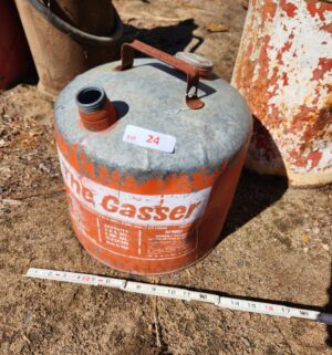 y24- vintage fuel can