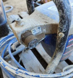 y79- Magnum dx paint sprayer - Image 4