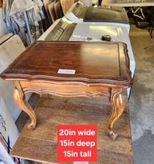 y107- vintage foot stool / accent table - Image 1