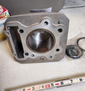 y124- Motorcycle Cylinder Kit - Image 2