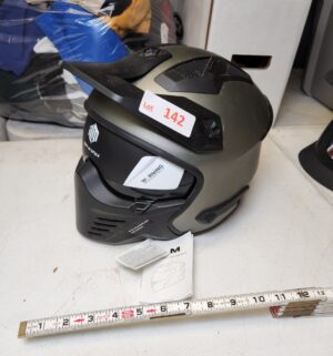 y142- ILM Size XL helmet - Image 1