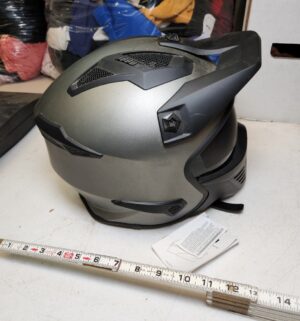 y142- ILM Size XL helmet - Image 3