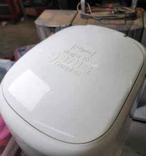 y204- diaper genie complete - Image 2