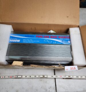y213- giandel pure sine wave inverter 3000w. Model PS-300KAR-24V - Image 1