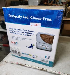 y217- portionpro rx pet feeder - Image 1
