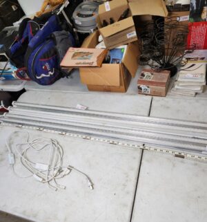 y221- Barrha T8 LED Grow Lights - Image 1