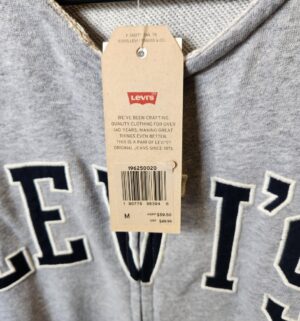 y239- Levis Size M jacket - Image 2