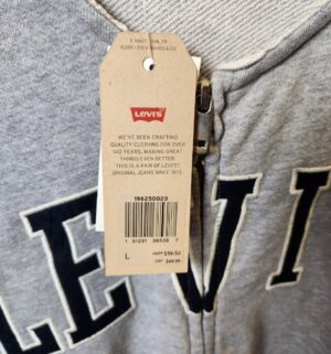 y240- Levis Size L Jacket - Image 2