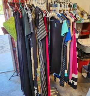 y247- Designer Dressers many w/ tags size 10-14 - Image 1