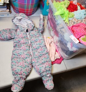 y261- baby girl clothing 0-6 months - Image 1