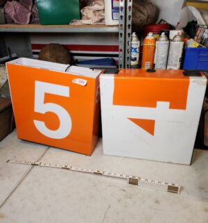 y269- vintage shaw & slavsky numbered lighted signs - Image 1