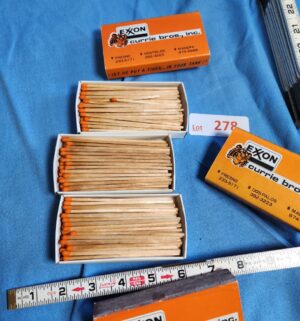 y278- Vintage Exxon Currie Bros Inc Match Boxes - Image 2